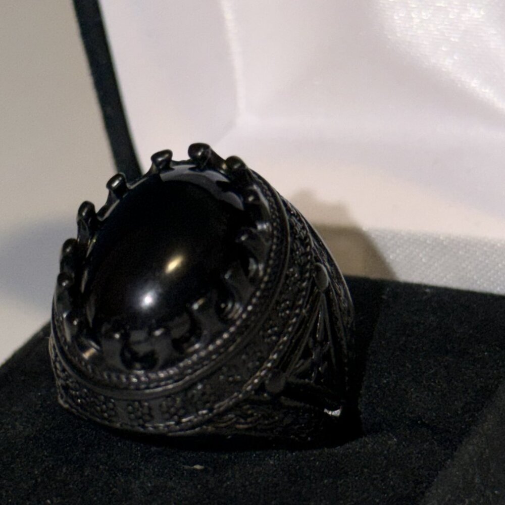 ring black vintage